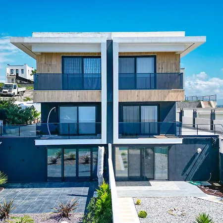 Villa Light *